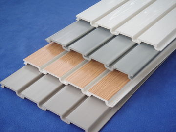 Panel Slatwall PVC Interior Fleksibel Untuk Ruang Penyimpanan Laundry Basement
