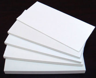 1000mm Hygeian PVC Foam Board Disesuaikan Putih PVC Foam Sheet Anti - Slip
