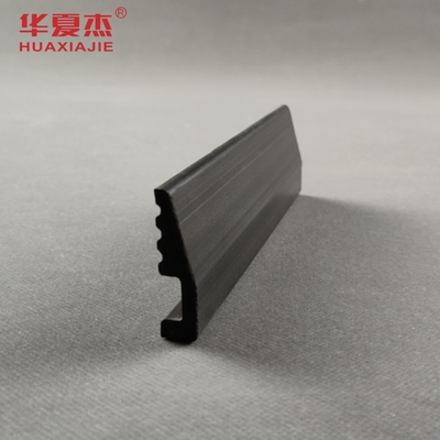 Black PVC Base Board Indoor Moisture Proof Skirting Profil PVC Untuk Dekorasi Rumah