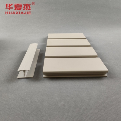 Mudah Pemasangan Panel PVC Slatwall Lempeng Untuk Aksesoris Dinding Garasi