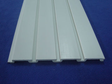 High End Plastik PVC Slatwall Panel Alat Penyimpanan Dengan Slat Wall Hooks