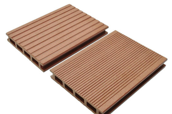 Harga yang bagus Solid Hollow WPC komposit Decking lantai plastik Skidproof On line