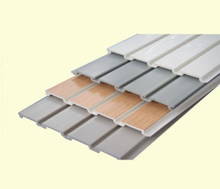 Harga yang bagus Harga WPC Slatwall PVC Vinyl Garage Wall Panel yang kompetitif untuk Penyimpanan on line