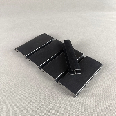 Harga yang bagus Panel Slatwall Pvc DIY Untuk Dekorasi Eksterior Dalam Ruangan on line