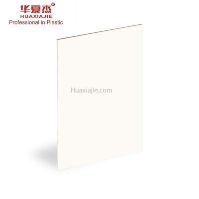 Harga yang bagus Trim Papan Pvc Ramah Lingkungan Untuk Dekorasi Dalam Ruangan on line