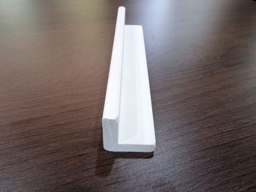 Harga yang bagus Mould Plastik Foam PVC Trim Dekoratif Untuk Inteiror Dinding Merayap Putih on line