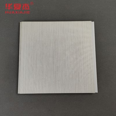 Harga yang bagus 250mm X 5mm Panel PVC Dinding Panjang Disesuaikan Untuk Dekorasi Rumah On line