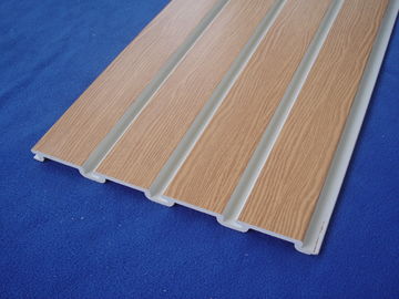 Harga yang bagus Plastik Taupe 4x8 Pvc Slatwall / Panel Dinding Bilah Putih Untuk Rak on line