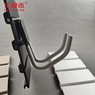 Harga yang bagus Grey PVC penyimpanan dinding panel 4 inch SlatWall kayu komposit plastik on line