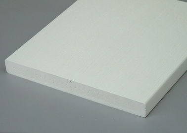 Harga yang bagus 1 x 8 beracun halus PVC Trim papan / PVC selular Trim untuk rumah on line