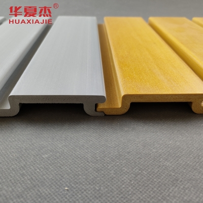 Harga yang bagus Panel PVC Slatwall 300mm X 17mm Dengan Panjang Disesuaikan Dan Ketahanan Dampak yang Luar Biasa on line