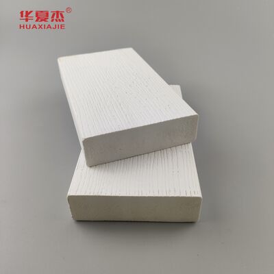 Harga yang bagus Customized Length PVC Trim Moulding Square Shape Cocok untuk tujuan konstruksi komersial dan renovasi perumahan On line