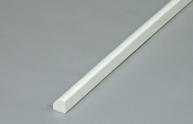 Harga yang bagus 0,75 Quarter Round White Vinyl / Cetakan Tahan Api PVC Dekoratif on line