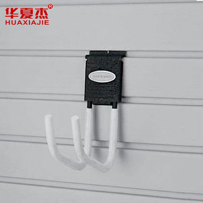 Permukaan Halus Panel Slatwall PVC Panel Garasi Bahan Dekorasi Dalam Ruangan