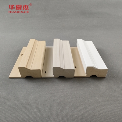 Interior WPC Pintu Frame Kelembaban Proof Kayu Grain Nail Fin Dekorasi Bahan