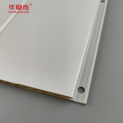 Panel dinding Wpc berlapis Fluted Panel Wpc tahan lama Desain modern Papan Wpc Mudah dipasang