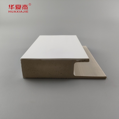 Kap putih tahan lama Flat Casing J Channel White Smooth Surface Wpc Door Frame Dekorasi dalam ruangan