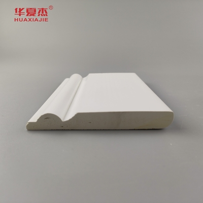 Kualitas tinggi pvc dasar cetakan putih permukaan halus 95x12mm pvc skirting interior dekorasi