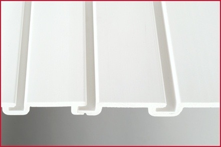 Customized Panjang PVC Slatwall dengan tahan api yang sangat baik 4ft dan 8ft Siap untuk kapal