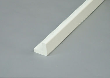 Di luar Pojok Potong Profil PVC