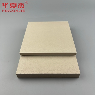 4.22kg/m WPC Door Jamb In Wood Grain Design Untuk Kerangka Pintu yang awet