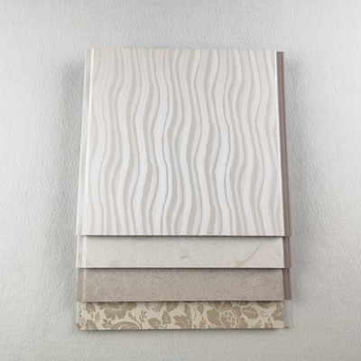 Harga yang bagus Panel Dinding Kamar Mandi Plastik Laminasi Kayu Untuk Desain on line