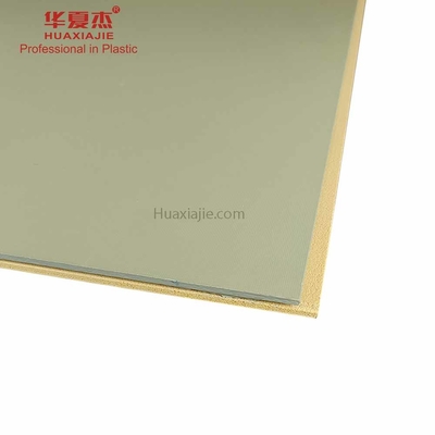 Harga yang bagus Dekorasi Dalam Ruangan Panel Dinding Interior Wpc 1220mm X 2440mm Untuk Ruang Pop Hidup on line