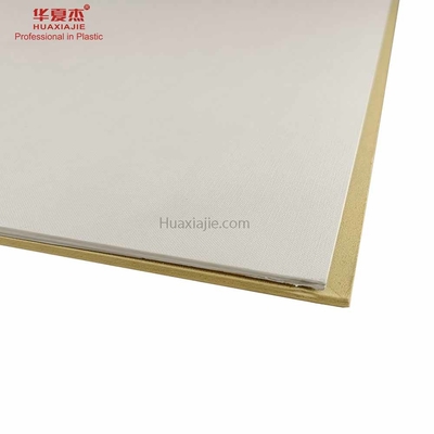 Harga yang bagus Interior Panel Dinding Wpc Berwarna 2800 * 600 * 9mm Untuk Dekorasi Rumah on line
