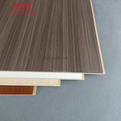 Harga yang bagus Interior Panel Dinding Kayu Wpc Tingkat Tinggi 2800 * 600 * 9mm Untuk Dekorasi on line