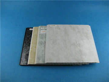Harga yang bagus Lapisan Film Tahan Air Panel Dinding PVC Pelat Dinding PVC Normal Untuk Kamar Mandi on line