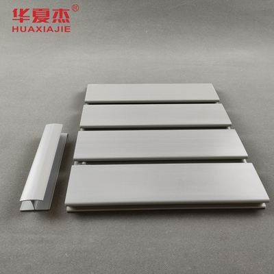 Harga yang bagus Ketahanan Kelembaban Panel Slatwall PVC Yang Sangat Baik Permukaan Halus on line