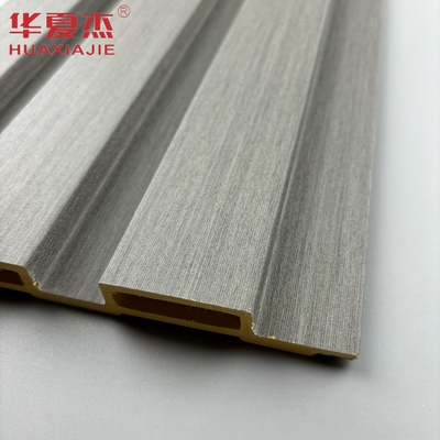 Harga yang bagus Grosir jual panas panel dinding wpc abu-abu gelap biji kayu wpc papan wpc bergelombang dekorasi dinding dalam ruangan on line