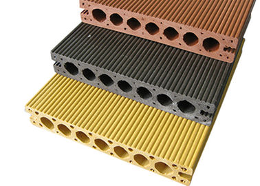 Harga yang bagus Waterproof terbuka Oak WPC Composite Decking Untuk Taman / Slot Walkways Deck on line