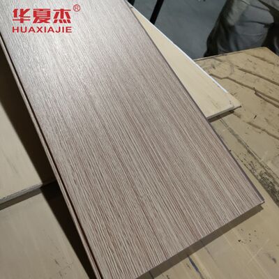 Harga yang bagus Panel dinding PVC tahan air dengan desain modern dan pemasangan mudah untuk ruang interior yang bergaya on line