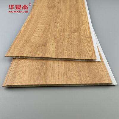 Kualitas Panel Dinding PVC Tahan Lembab dengan Desain Kayu dan Pemasangan Mudah untuk Interior Bergaya pabrik