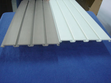 Harga yang bagus Lingkungan Ramah Taupe Slatted Dinding Panel Untuk Penyimpanan atau Garage, OEM on line