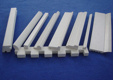 Harga yang bagus Pra-Selesai PVC Trim Moulding / Outdoor Moulding Trim Untuk Deceration on line