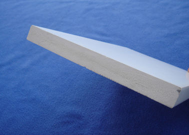 Harga yang bagus Papan Trim PVC busa lingkungan kepadatan tinggi dengan warna yang berbeda on line