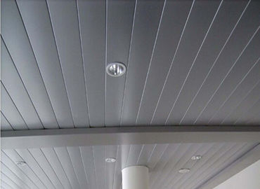 Harga yang bagus Tengah Groove Pvc Wall Cladding Dewan / Waterproof Dewan Ceiling Untuk Dekorasi on line